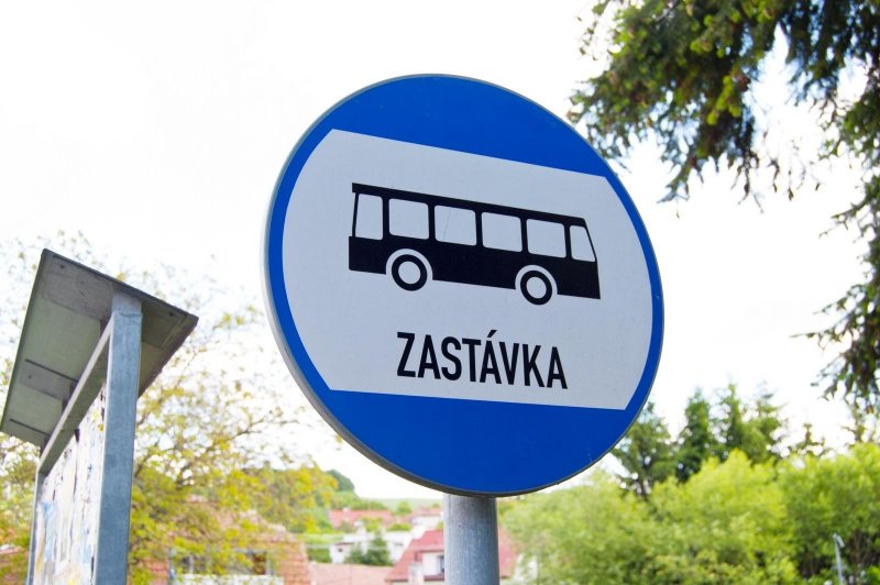 Dočasná změna autobusové dopravy přes Klečůvku a Veselou